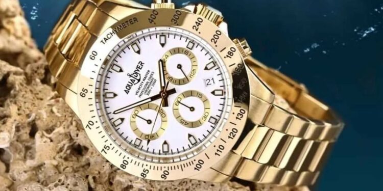 AQUADIVER Dive into time!